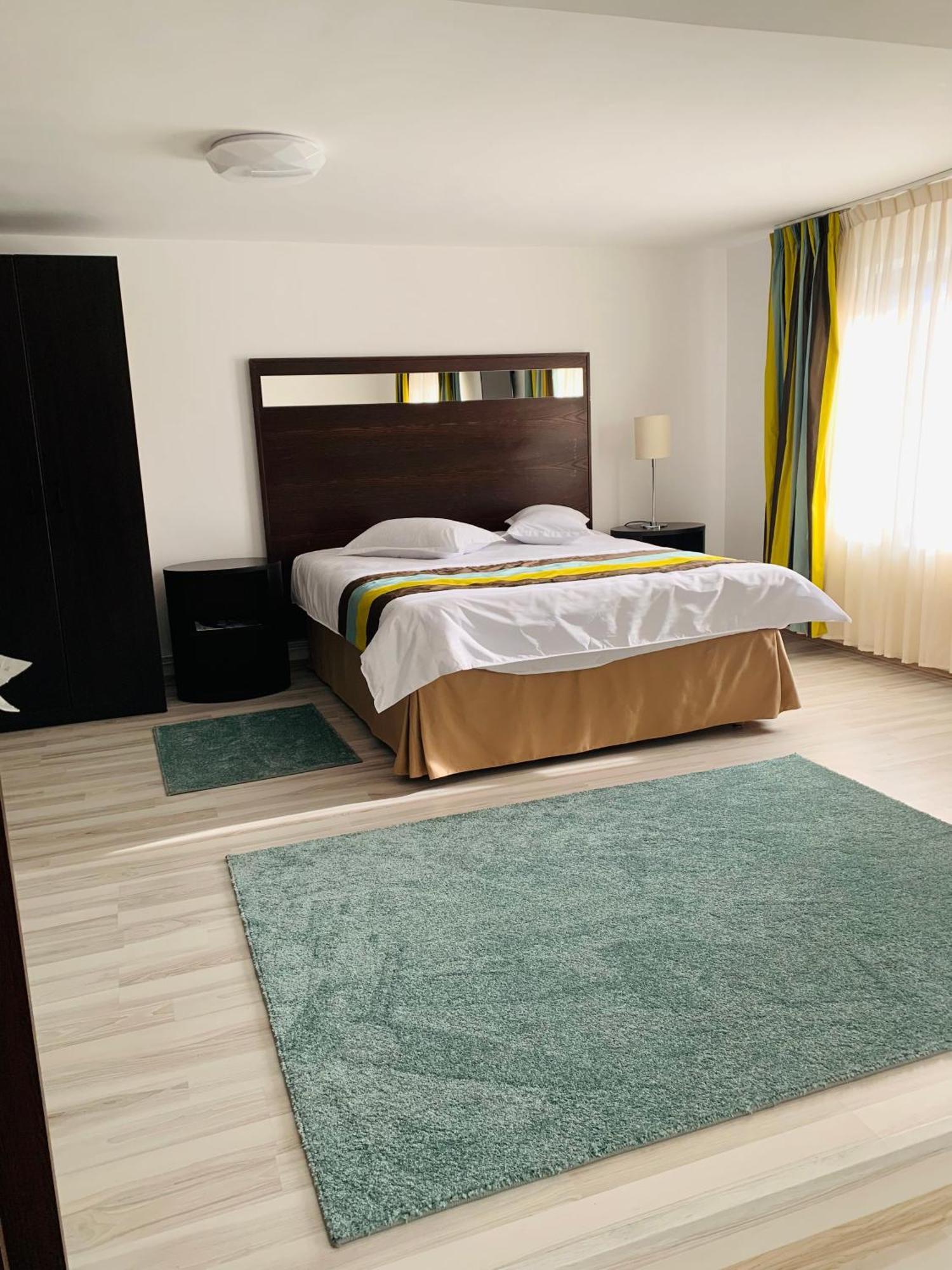 Casa Lazar Bed and Breakfast Topliţa Eksteriør billede