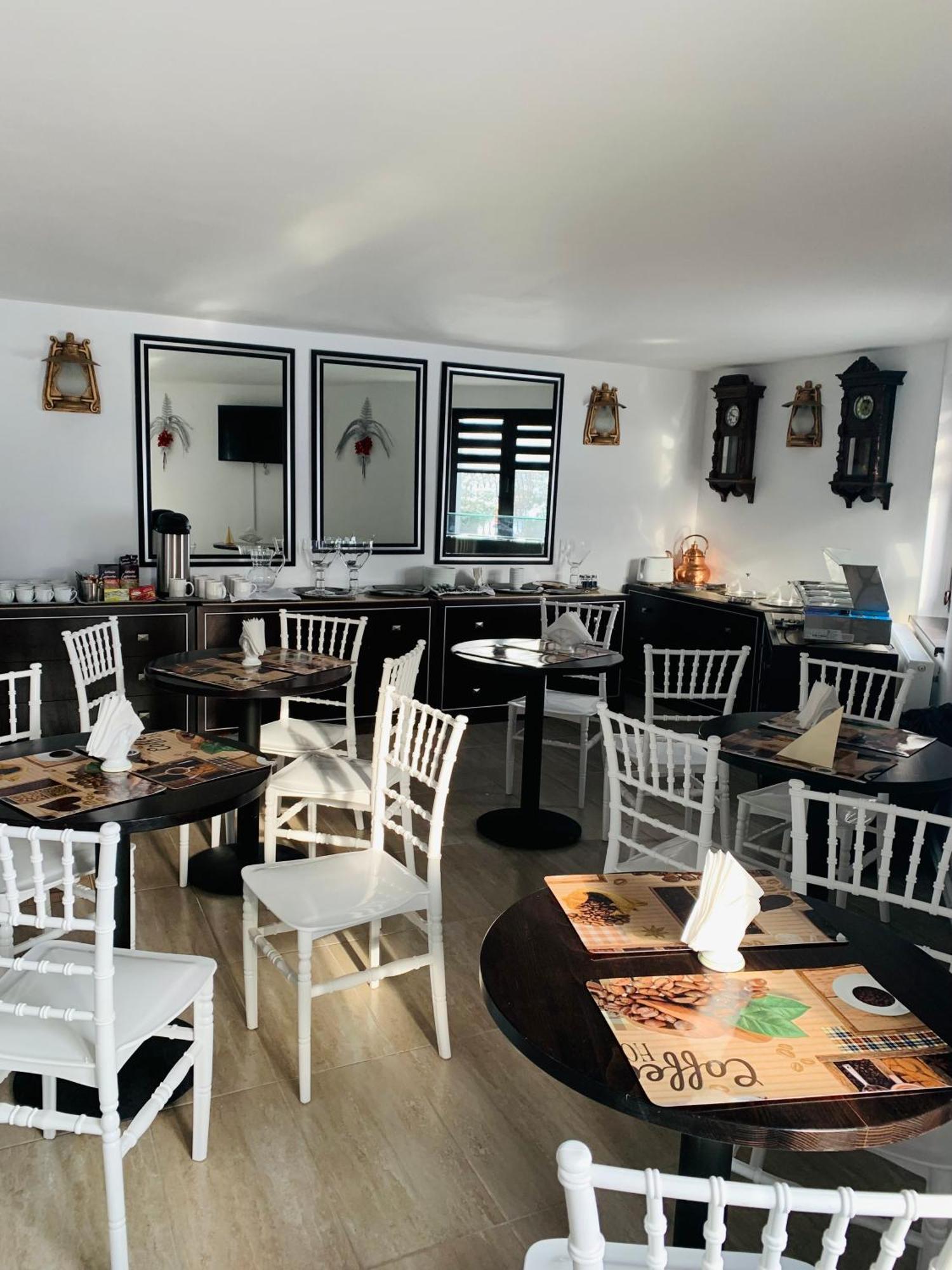 Casa Lazar Bed and Breakfast Topliţa Eksteriør billede